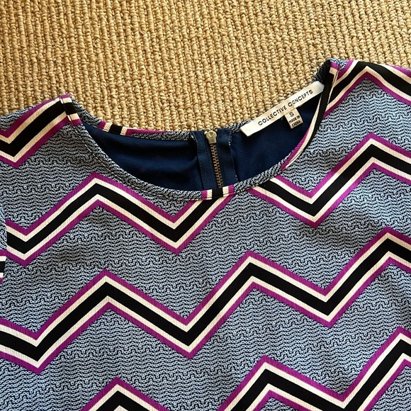 Chevron print 3/4 length sleeve dress S - Picture 2 of 3